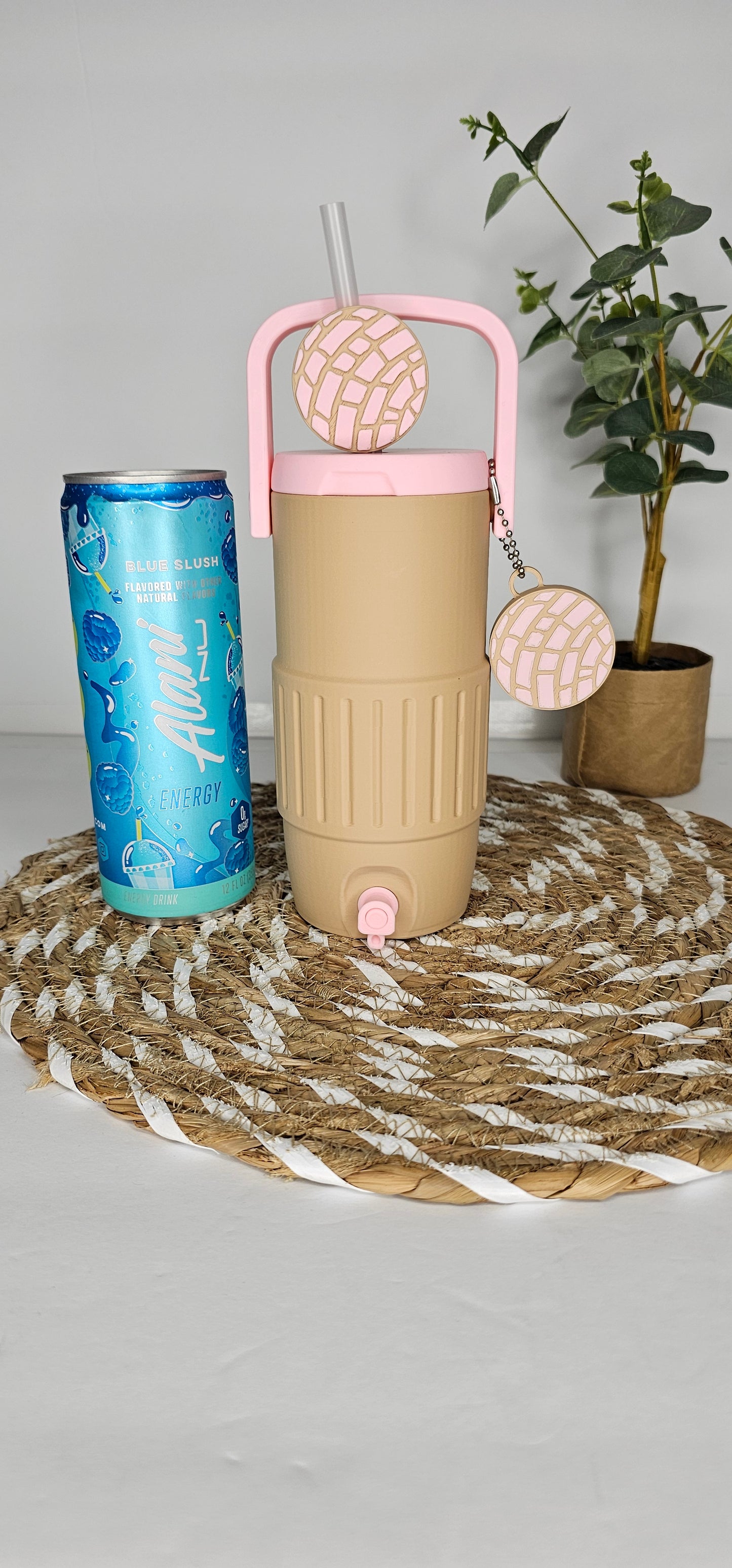 Concha Drink Accessory Set for Slim Cans